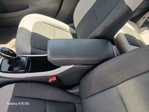 Used 2017 Chevrolet Bolt LT FWD image 8