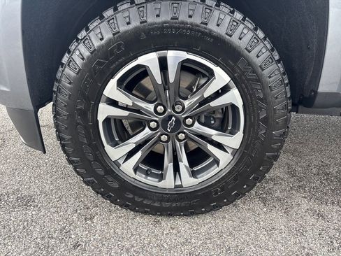 Used 2022 Chevrolet Colorado Z71 AWD/4WD image 33