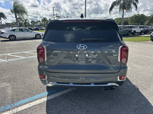Certified 2022 Hyundai Palisade Calligraphy w/ Cargo Package AWD/4WD image 7