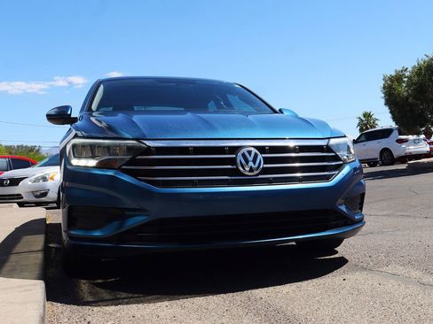 Used 2019 Volkswagen Jetta SE image 18