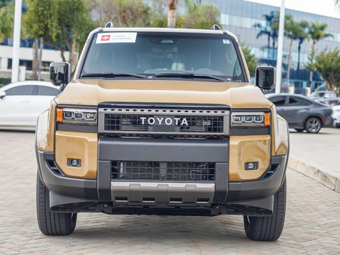 Used 2024 Toyota Land Cruiser image 5