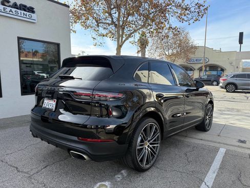 Used 2019 Porsche Cayenne image 8