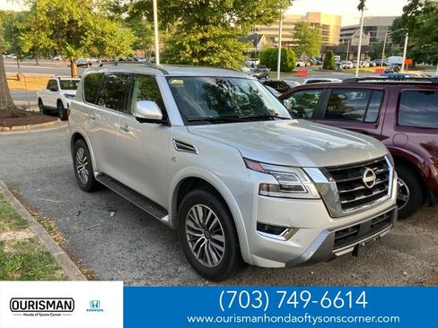Used 2021 Nissan Armada SL w/ Captain's Chairs Package AWD/4WD image 1