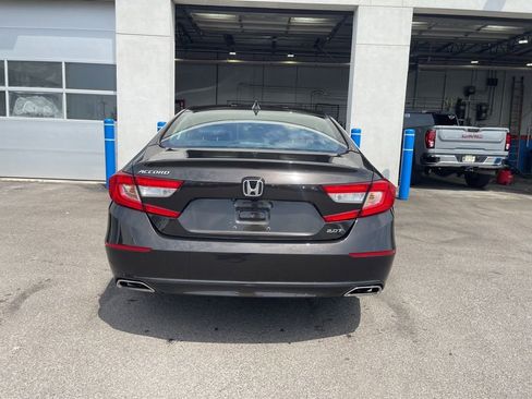 Used 2018 Honda Accord EX-L image 6