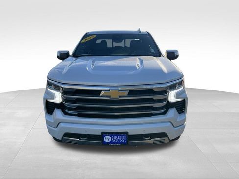 Used 2023 Chevrolet Silverado 1500 High Country w/ Technology Package image 10