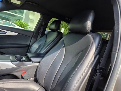 Used 2017 Lincoln MKX Premiere FWD image 11