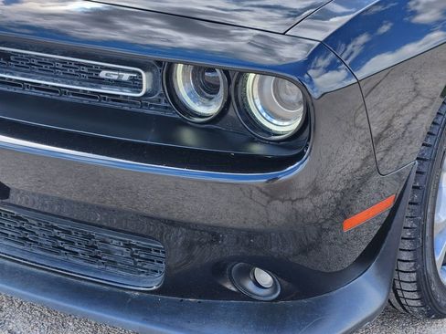 Used 2022 Dodge Challenger GT w/ Plus Package image 9