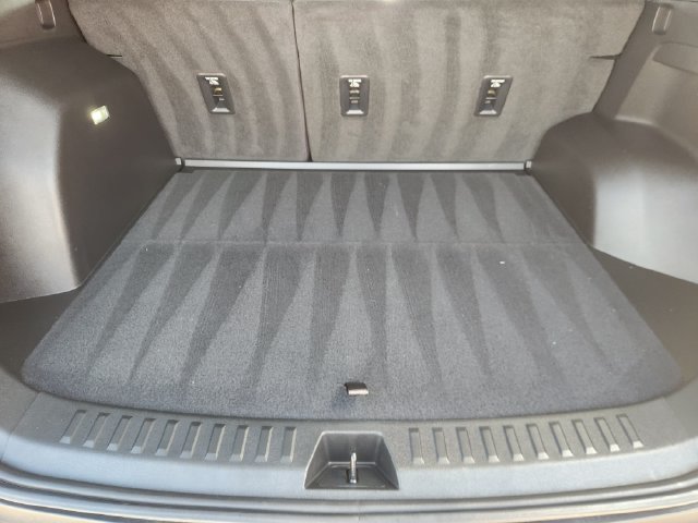 Used 2026 Chevrolet Equinox LT FWD image 32