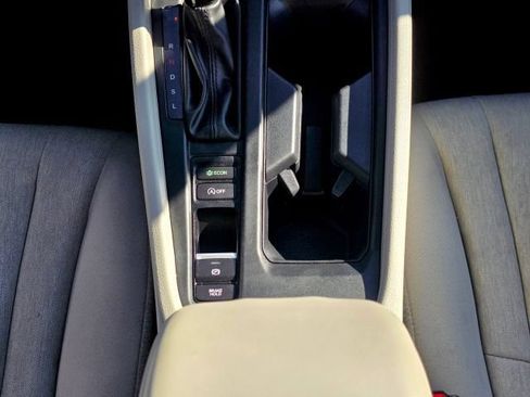 Used 2023 Honda Accord LX image 23