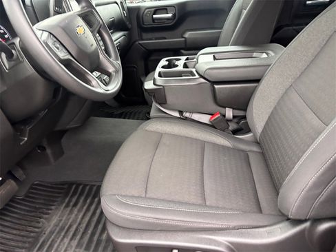 Certified 2026 Chevrolet Silverado 1500 Custom image 10