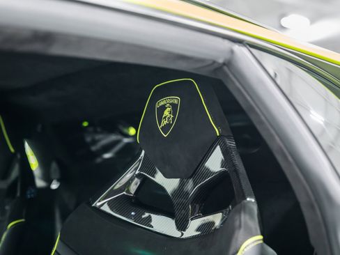 Used 2024 Lamborghini Huracan Sterrato AWD/4WD image 16