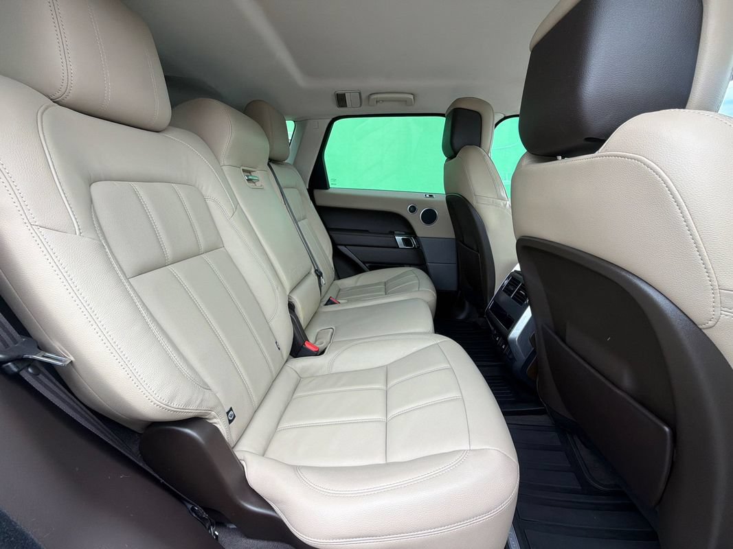 Used 2019 Land Rover Range Rover Sport SE AWD/4WD image 15