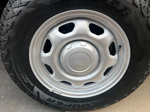 Used 2014 Ford F150 XL w/ Equipment Group 101A Mid RWD image 27