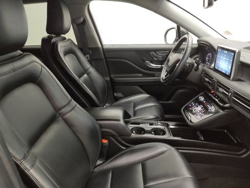 Used 2021 Lincoln Corsair FWD image 21