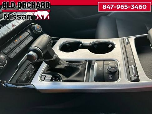 Used 2022 Kia Stinger GT1 AWD/4WD image 18