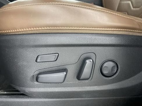 Used 2022 Kia Telluride SX w/ SX Prestige Package image 36