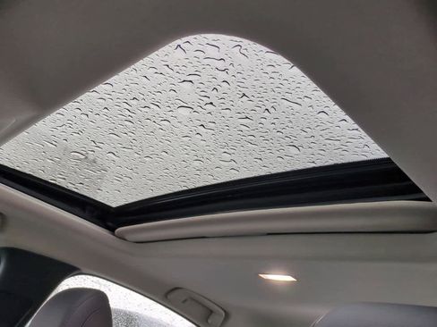 Used 2025 MAZDA MAZDA3 2.5 Turbo Sedan w/Premium Plus image 18