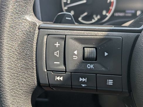 Used 2021 Nissan Rogue S FWD image 22