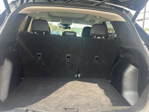 Used 2022 Ford Escape Titanium image 38