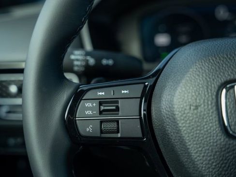 Used 2025 Honda Civic Sport Touring image 23