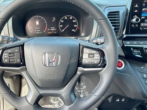 New 2026 Honda Odyssey EX-L image 15