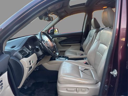Used 2016 Honda Pilot Elite image 10