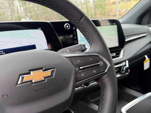 New 2026 Chevrolet Equinox LT AWD/4WD image 20
