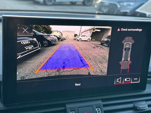 Used 2025 Audi Q5 2.0T Premium image 20