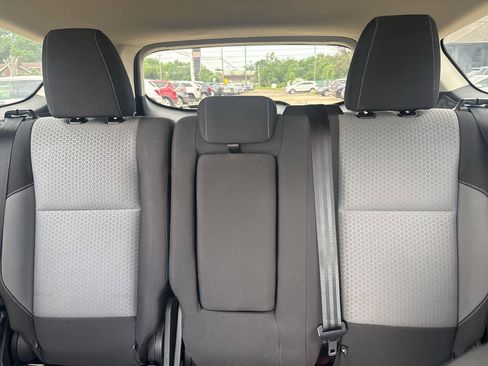 Used 2019 Ford Escape SE FWD image 33