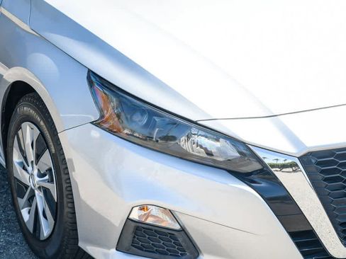 Used 2022 Nissan Altima 2.5 S image 4