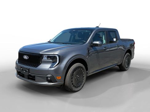 New 2026 Ford Maverick Lobo AWD/4WD image 1