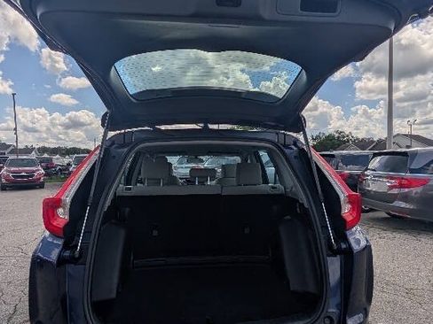 Used 2017 Honda CR-V LX image 12