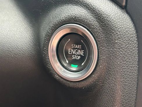 Used 2021 GMC Sierra 1500 AT4 w/ AT4 Value Package AWD/4WD image 29