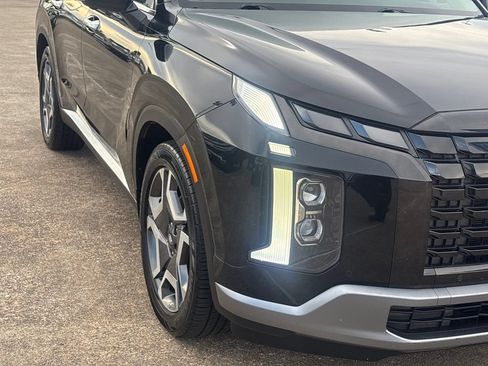 Used 2023 Hyundai Palisade Limited AWD/4WD image 5