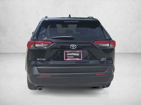 Certified 2025 Toyota RAV4 XLE AWD/4WD image 7