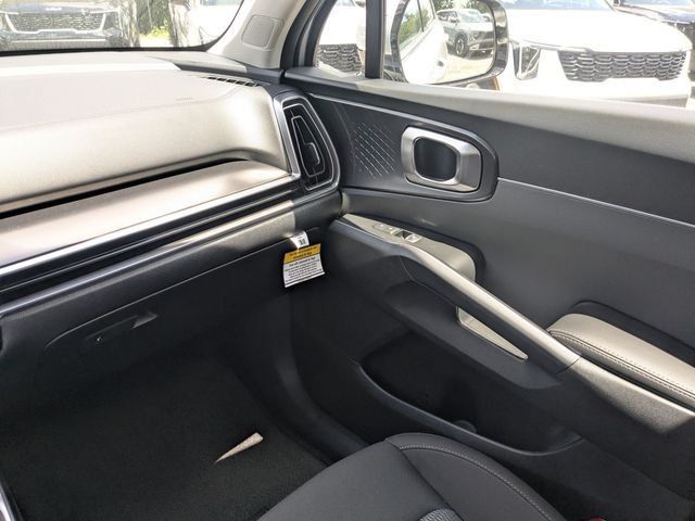 New 2026 Kia Sorento LX FWD image 19