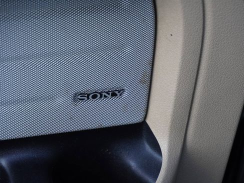 Used 2014 Ford F150 Lariat w/ Equipment Group 502A Luxury image 9