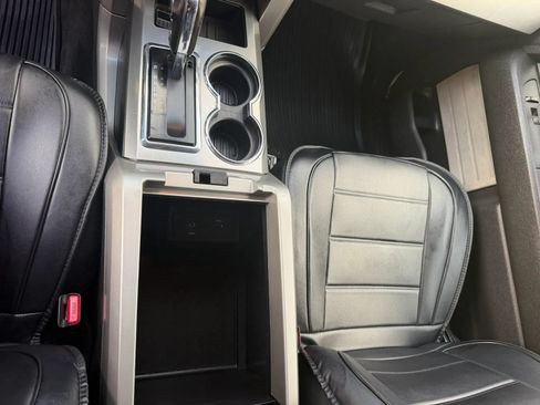 Used 2013 Ford F150 FX4 w/ Mid Equipment Group AWD/4WD image 40