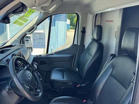 Used 2023 Ford Transit 350 DRW RWD image 14