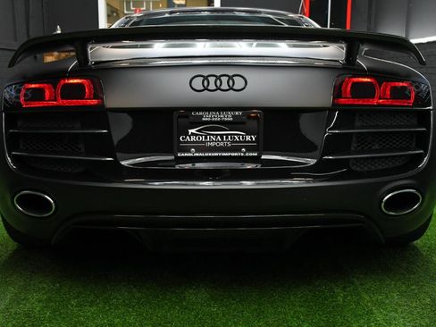 Used 2010 Audi R8 V10 AWD/4WD image 7