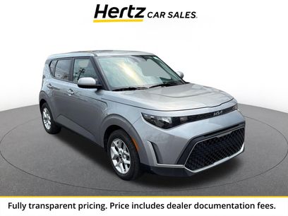 Used 2025 Kia Soul LX w/ LX Technology Package
