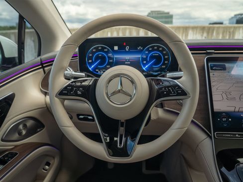 Used 2023 Mercedes-Benz EQS 450+ Sedan image 20
