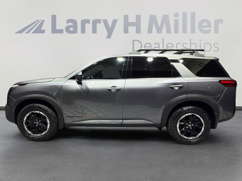 Certified 2024 Nissan Pathfinder Rock Creek AWD/4WD image 2