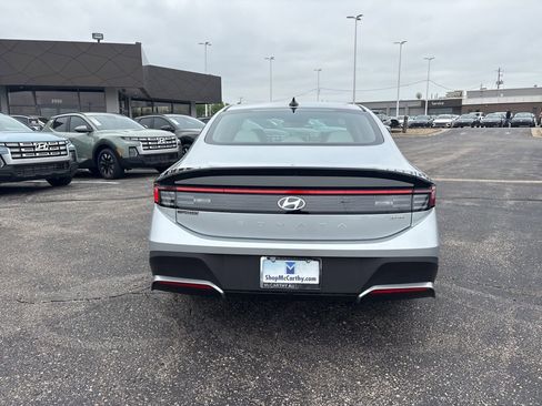 New 2026 Hyundai Sonata Blue FWD image 6
