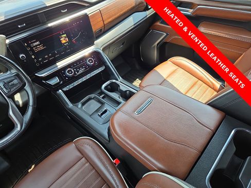 Used 2024 GMC Sierra 3500 Denali Ultimate AWD/4WD image 12