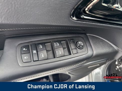 Used 2022 Dodge Durango SRT w/ Trailer Tow Group IV image 15