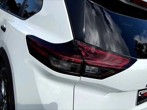 New 2026 Nissan Rogue S image 14