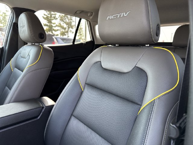 Certified 2024 Chevrolet Trax ACTIV w/ Sunroof Package FWD image 10