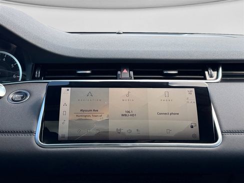 Used 2023 Land Rover Range Rover Evoque SE image 14