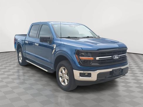 Used 2025 Ford F150 XLT w/ Equipment Group 301A Standard AWD/4WD image 7